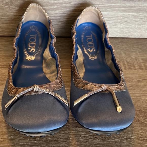 Authentic Tod's Blue Satin With Snakeskin Trim Scrunch Dee Ballet Flats - Picture 14 of 16